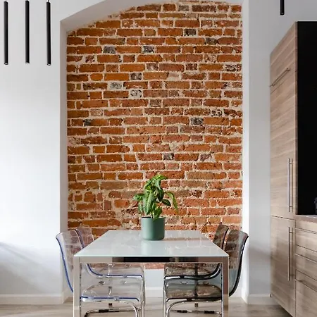 Elegant 2br, Amazing Old Town Views, Plac Solny Walk To Rynek! Amenities * 브로츠와프
