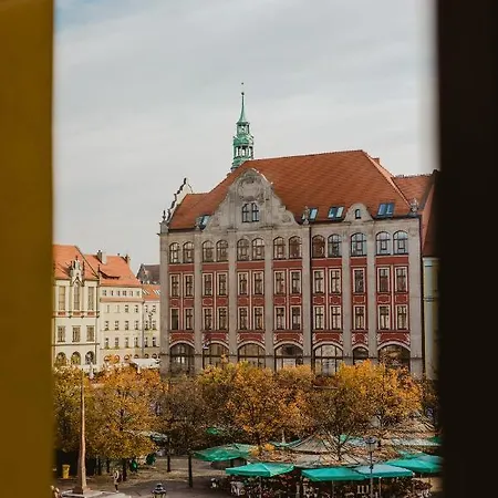 Elegant 2br, Amazing Old Town Views, Plac Solny Walk To Rynek! Amenities