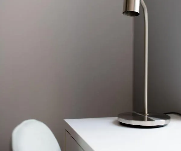 Elegant 2br, Amazing Old Town Views, Plac Solny Walk To Rynek! Amenities Apartman