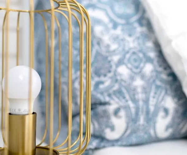 Elegant 2br, Amazing Old Town Views, Plac Solny Walk To Rynek! Amenities Apartment